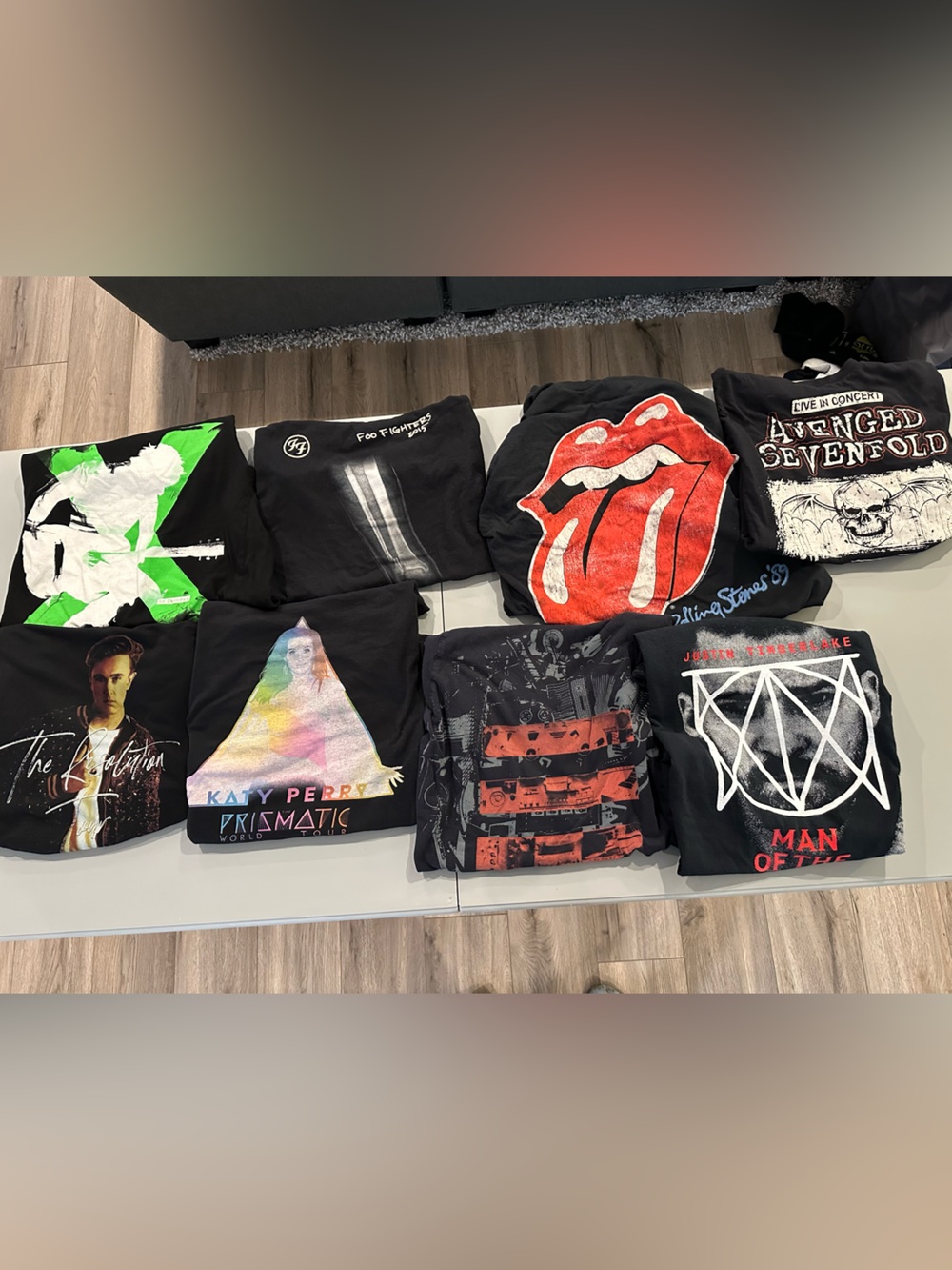 8 concert tour shirts Sheeran foo fighters etc mixed sizes